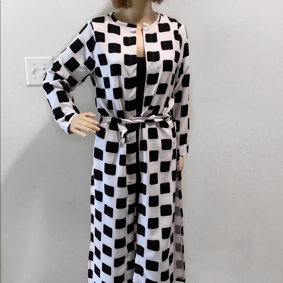 Black And White Belted Cardigan - Picture 4 of 6